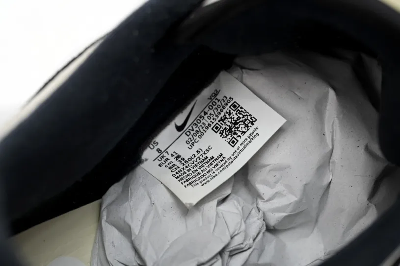 NikE SB Dunk Low White Dark Blue DV3054-001