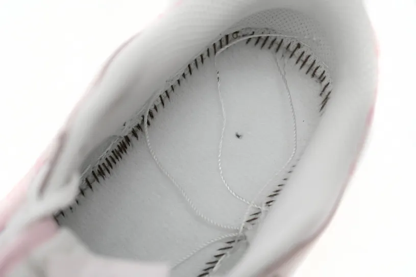 Nike Paris Dunks Low "Pink Paisley"  FD1449-100