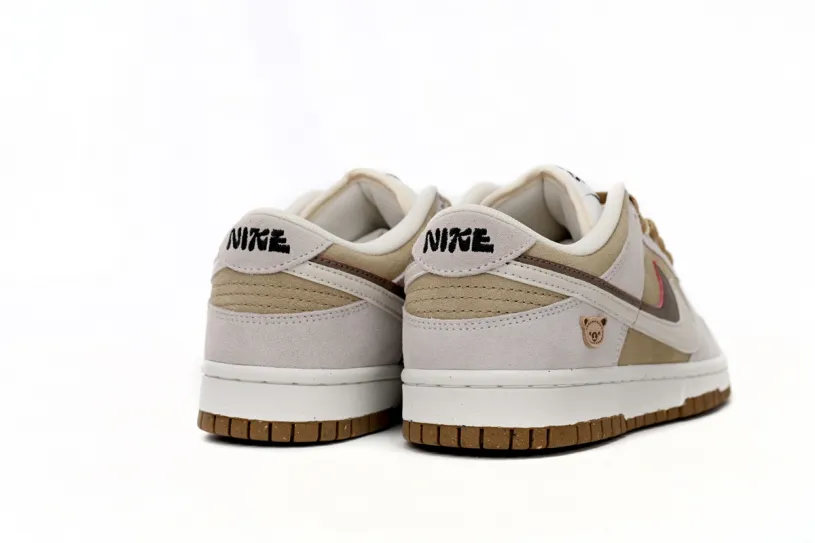 Nike Dunks Photon Dust Low SE  DO9457-100