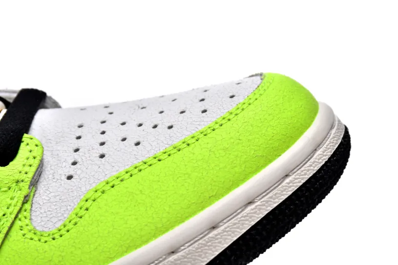 Unc Air Jordan 1 High OG Volt 555088-702