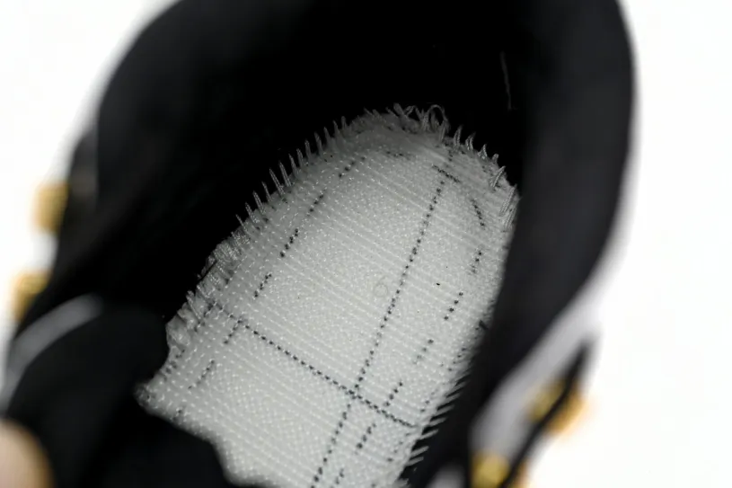 Air Jordan 12 Concord “Royalty” CT8013-170