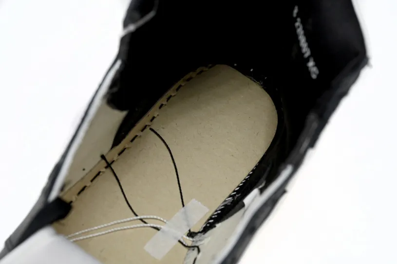 Air Jordan 1 Hyper Pink ’85 Hi “Panda Black And White  BQ4422-001