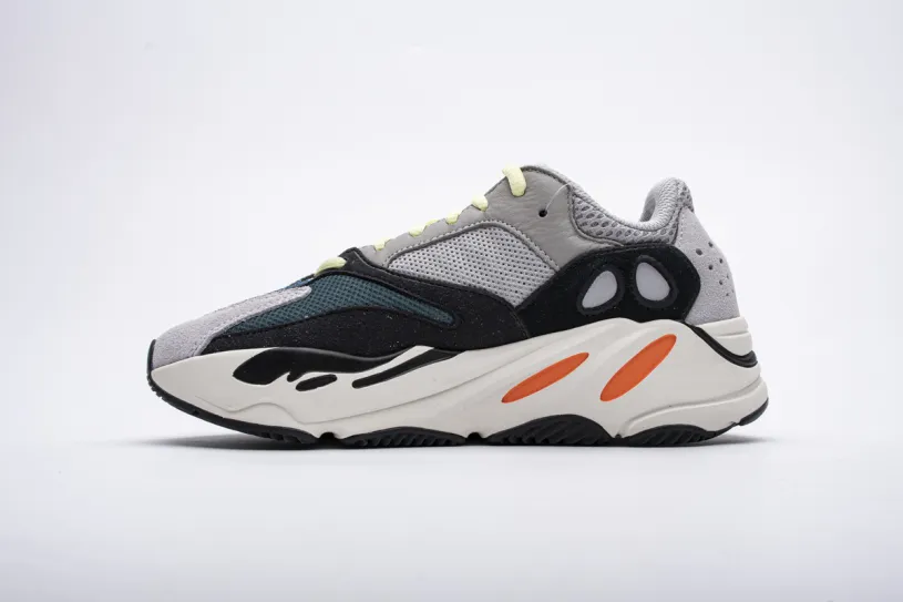 Yeezy Boost 700 OG“Wave Runner” B75571