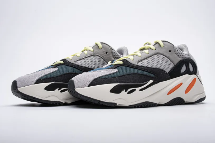 Yeezy Boost 700 OG“Wave Runner” B75571