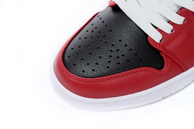 Most Expensive Air Jordan 1 Low“ Chicago Flip” DC0774-603