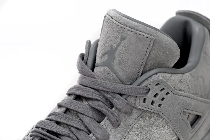 KAWS X Air Jordan 4 Retro 'University Blue' Retro 930155-003