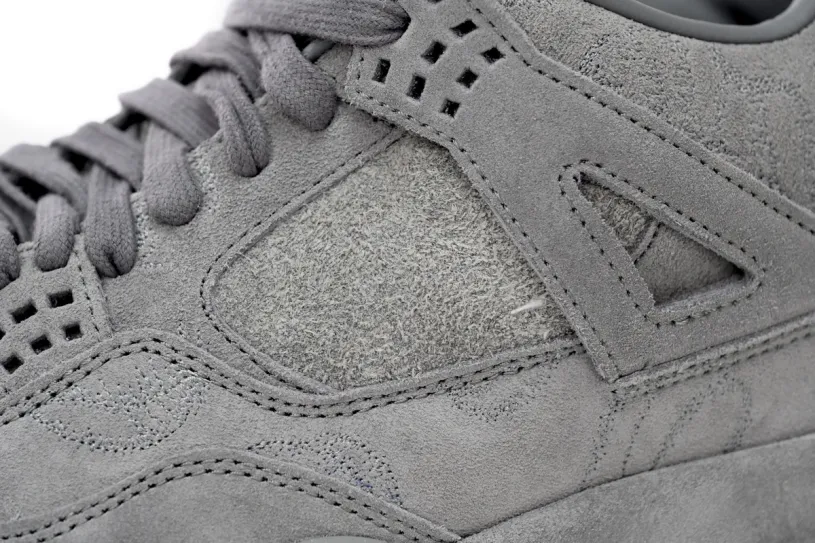 KAWS X Air Jordan 4 Retro 'University Blue' Retro 930155-003