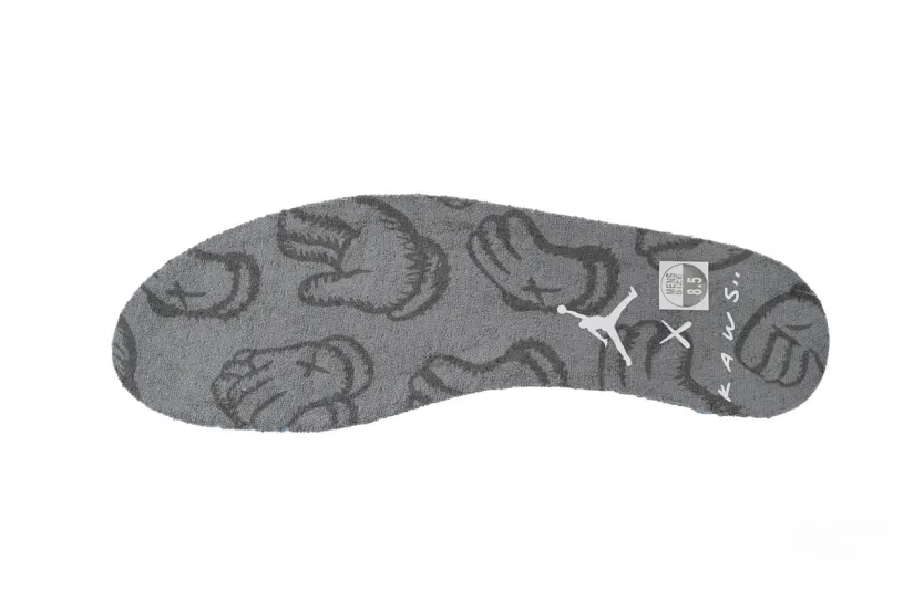 KAWS X Air Jordan 4 Retro 'University Blue' Retro 930155-003