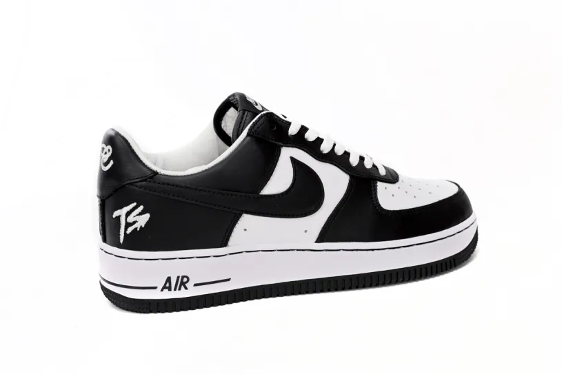 Terror Squad x Nike Air Force 1 Low Sp X Undercover Panda FJ5756-100