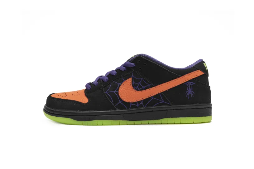 Nike SB Dunk Low “Night Of Mischief” BQ6817-006