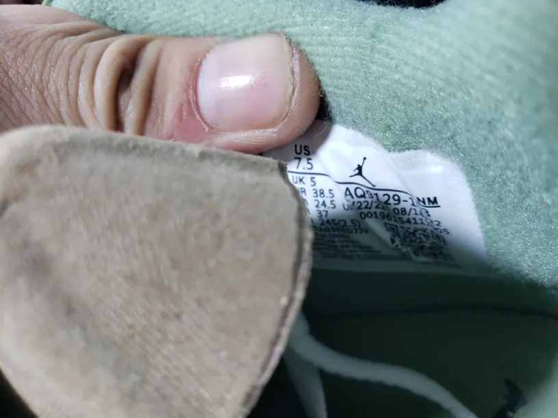 Cheap Nigel Sylvester Air Jordan 4 “Seafoam” AQ9129-103