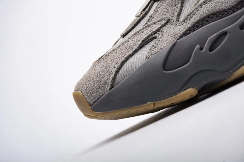 Yeezy Boost 700 V2 “Tephra” FU7914