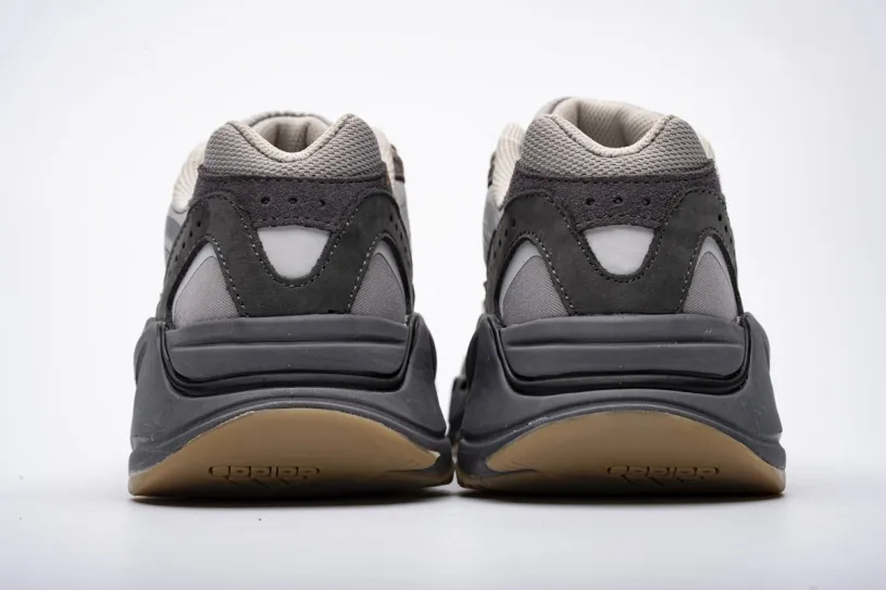 Yeezy Boost 700 V2 “Tephra” FU7914