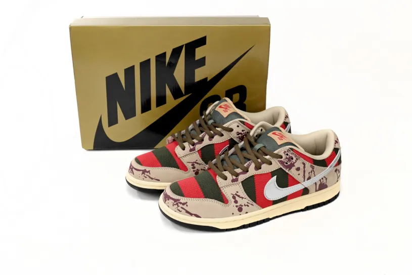 Nike SB Dunk Low Freddy Krueger 313170-202