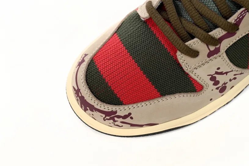 Nike SB Dunk Low Freddy Krueger 313170-202