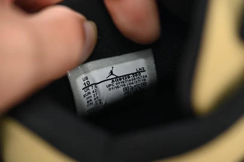 Legend Blue Air Jordan 4 Retro Fossil (W)  AQ9129-200