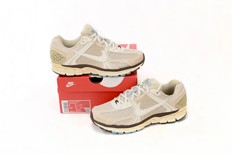 NikeAir Zoom Vomero 5 Beige  FB8825-111