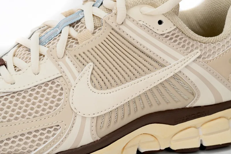 NikeAir Zoom Vomero 5 Beige  FB8825-111