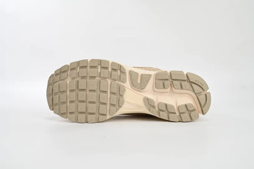 Nike Air Zoom Vomero 5 Beige Brown FQ6868-111