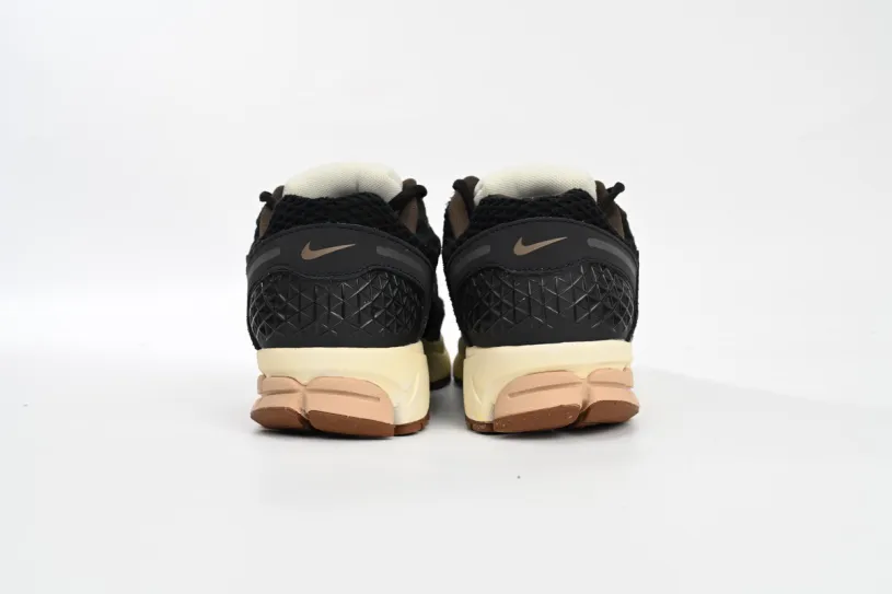 Nike Air Zoom Vomero 5 Pure Black FD0533-010