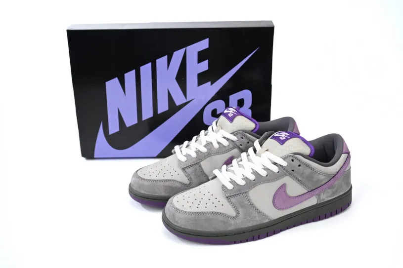 Nike SB Dunk Low Purple Pigeon 304292-051