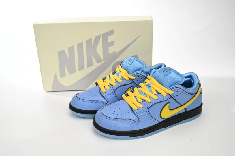 The Powerpuff Girls x Nike SB Dunk Low “Bubbles” FZ8320-400