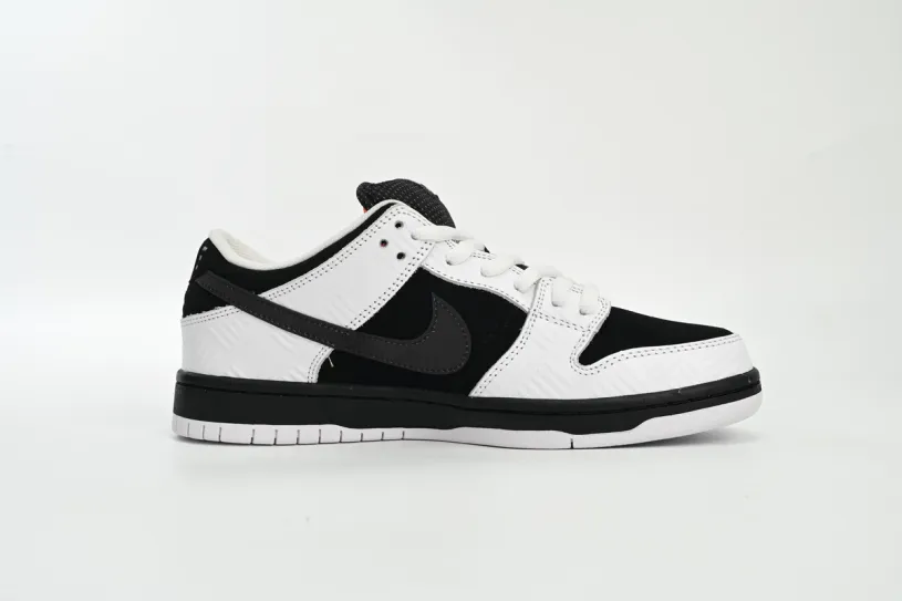 TIGHTBOOTH x Nike SB Dunk Low Panda Co Branding FD2629-100