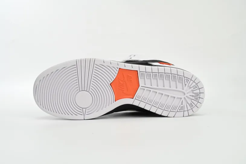 TIGHTBOOTH x Nike SB Dunk Low Panda Co Branding FD2629-100