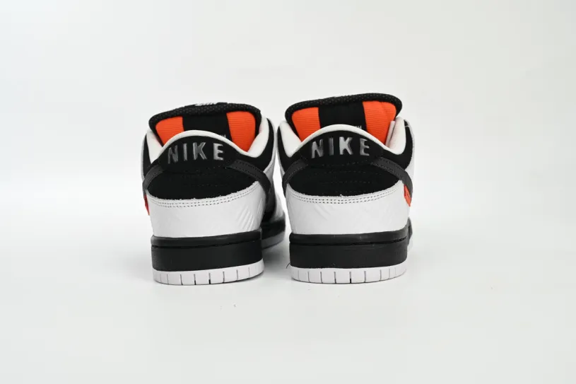 TIGHTBOOTH x Nike SB Dunk Low Panda Co Branding FD2629-100