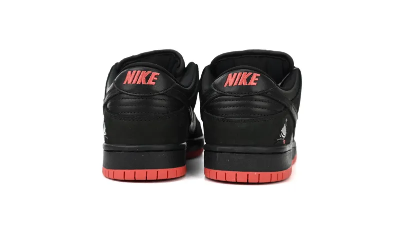 Nike Sb Dunk Low Chicago SB Low Black Pigeon 883232-008