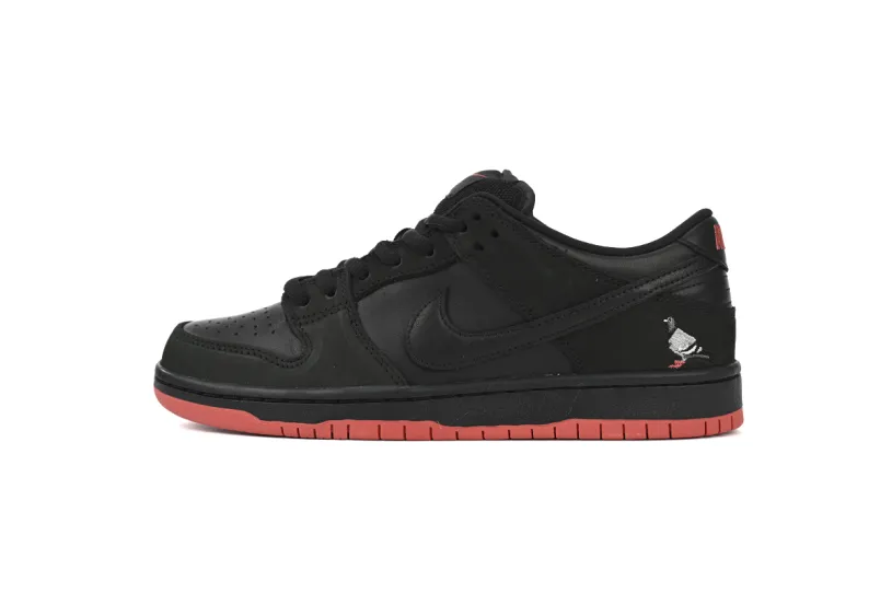 Nike Dunk SB Low Black Pigeon 883232-008