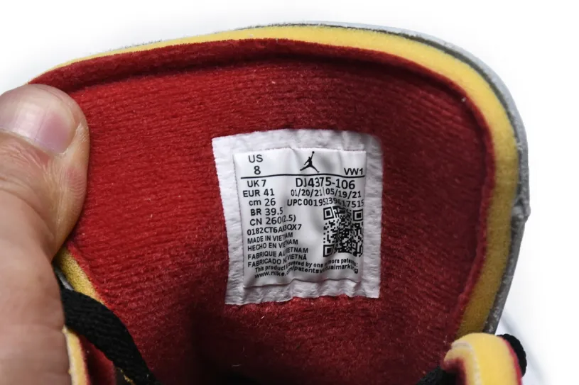 Off White x Air Jordan 2 Retro Low SP White and Varsity Red DJ4375-106