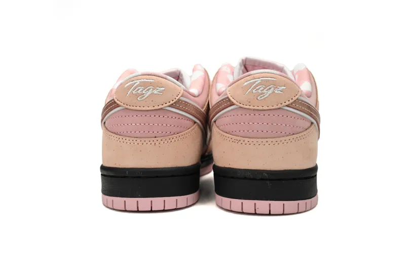 CONCEPTS × Pink Nike Dunks Low SB Pink Lobster BV1310-800