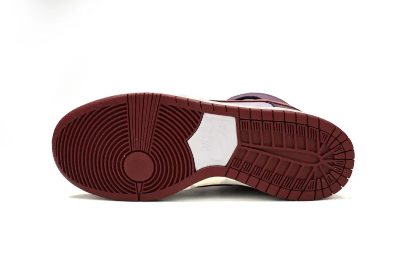 Grey Nike Dunk High SB High Daybreak Plum 313171-500