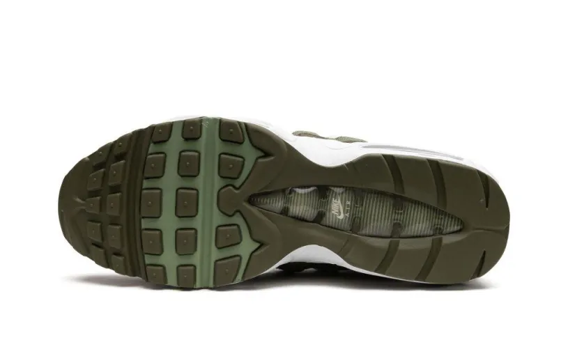 Nike Air Max 95 White Medium Olive Oil Green FD0780-100