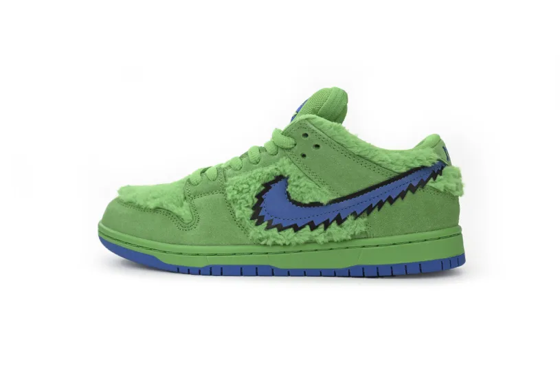Grateful Dead x Nike SB Dunk Low “Green Bear” CJ5378-300