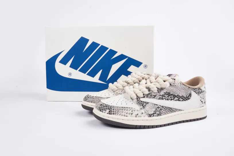 Air Jordan 1 High Og Royal Reimagined Low snake pattern（Pre-sale）