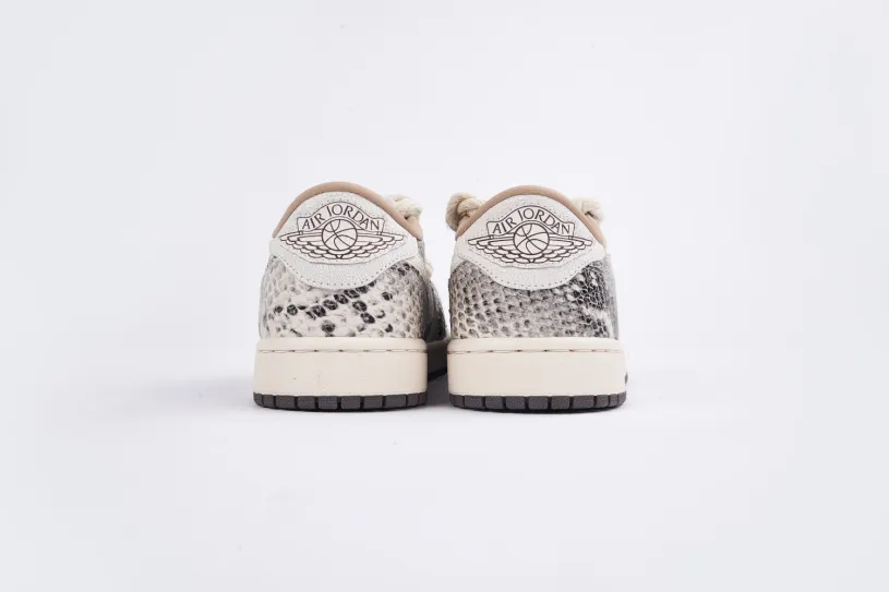 Air Jordan 1 High Og Royal Reimagined Low snake pattern（Pre-sale）