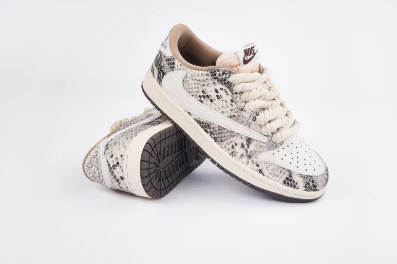 Air Jordan 1 High Og Royal Reimagined Low snake pattern（Pre-sale）