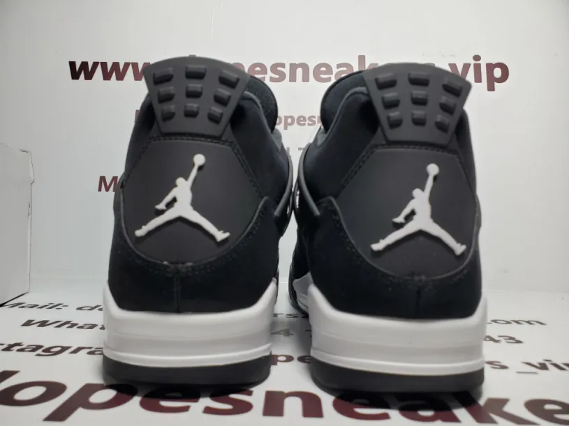 Air Jordan 4 Supreme Retro White Thunder FQ8138-001